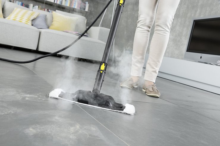 Steam Cleaning Floor